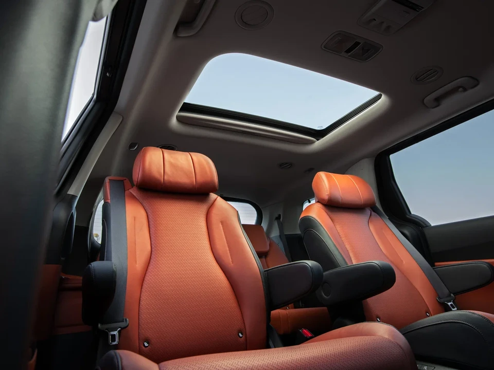 Kia Carnival IV