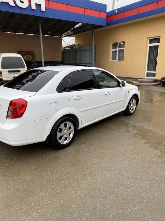 Chevrolet Gentra II