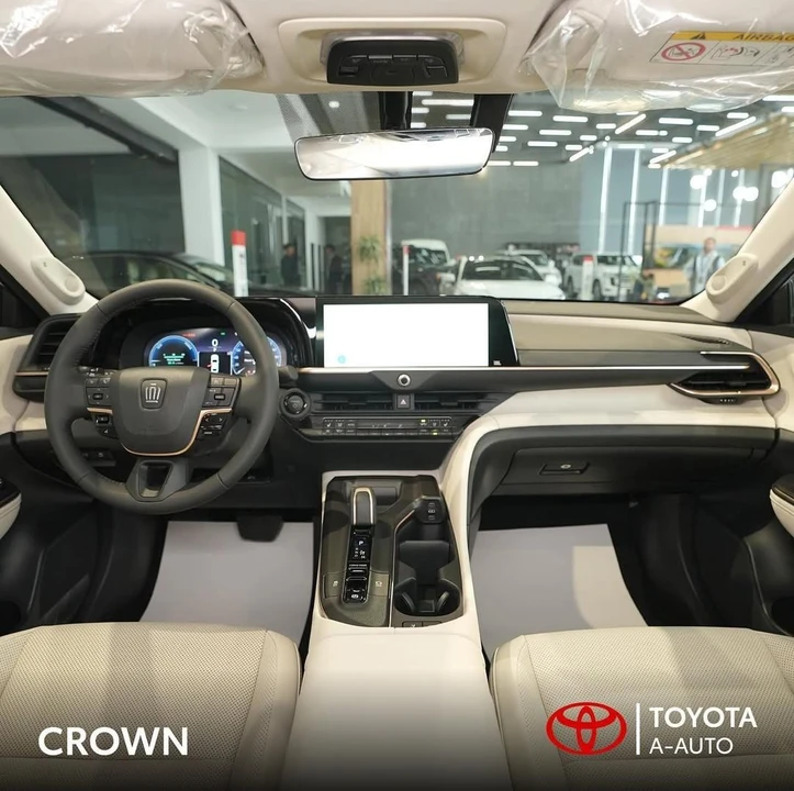 Toyota Crown XVI