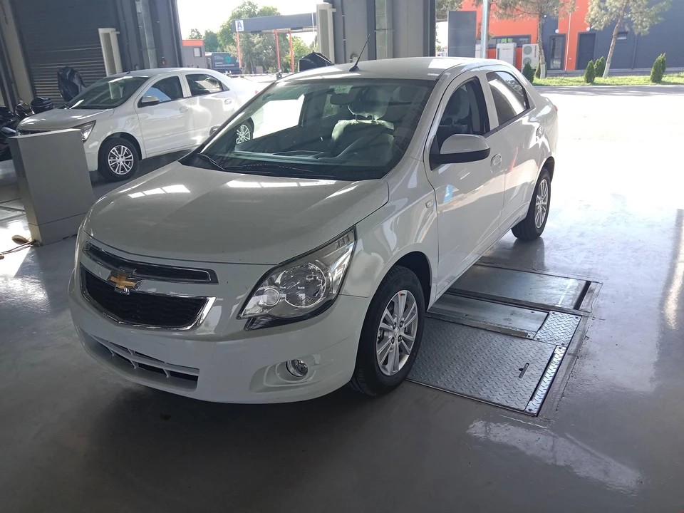 Chevrolet Cobalt II Рестайлинг