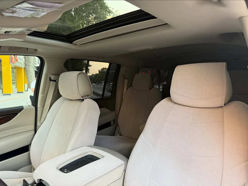 Cadillac Escalade V