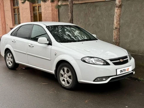 Chevrolet Gentra II