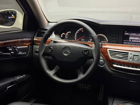 Mercedes-Benz S-class AMG I W221