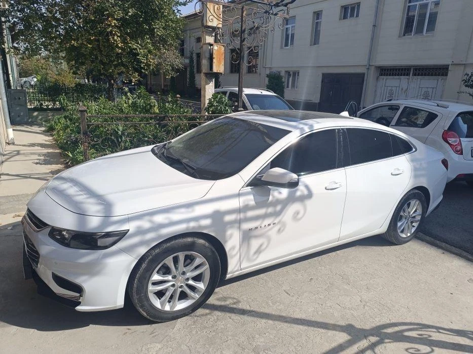 Chevrolet Malibu IX