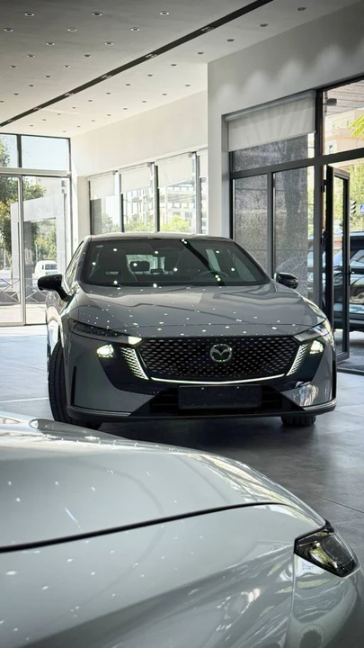 Mazda EZ-6 I