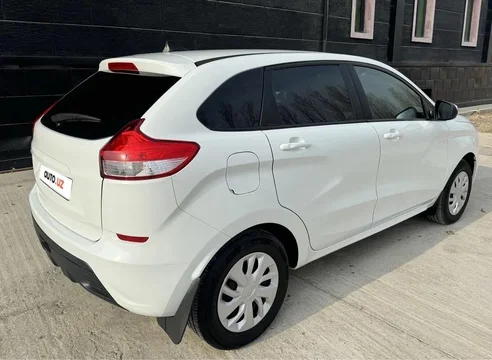 Lada XRAY I