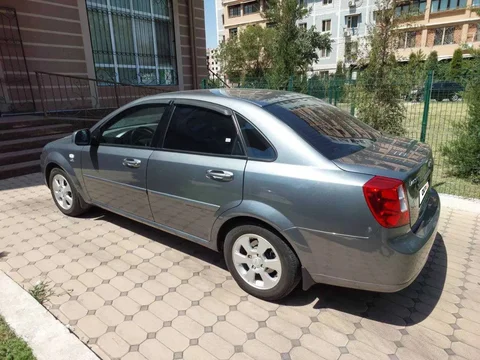 Chevrolet Gentra II
