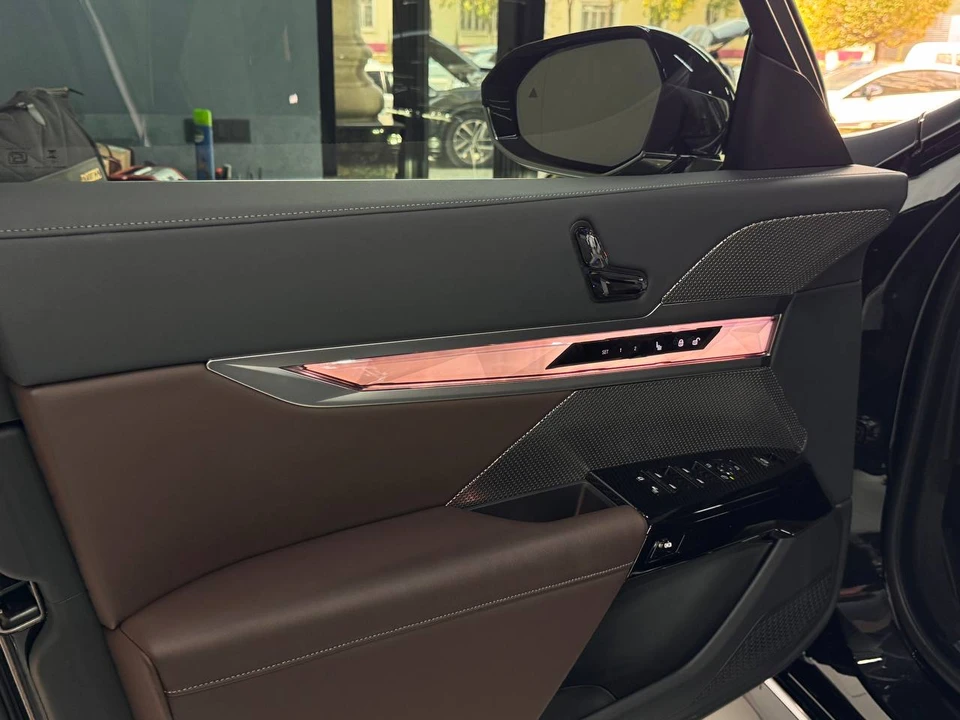 BMW 7 series VII (G70)
