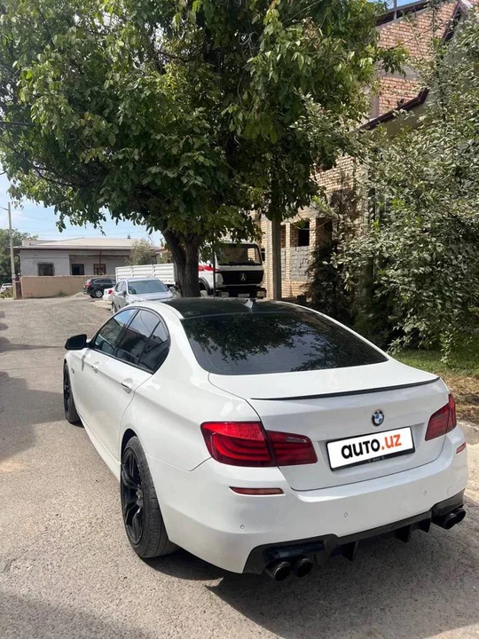 BMW 5 series VI (F10/F11/F07)