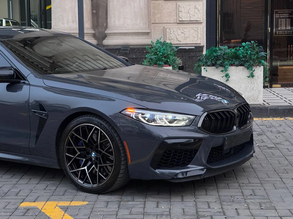 BMW M8 I (F91/F92/F93)