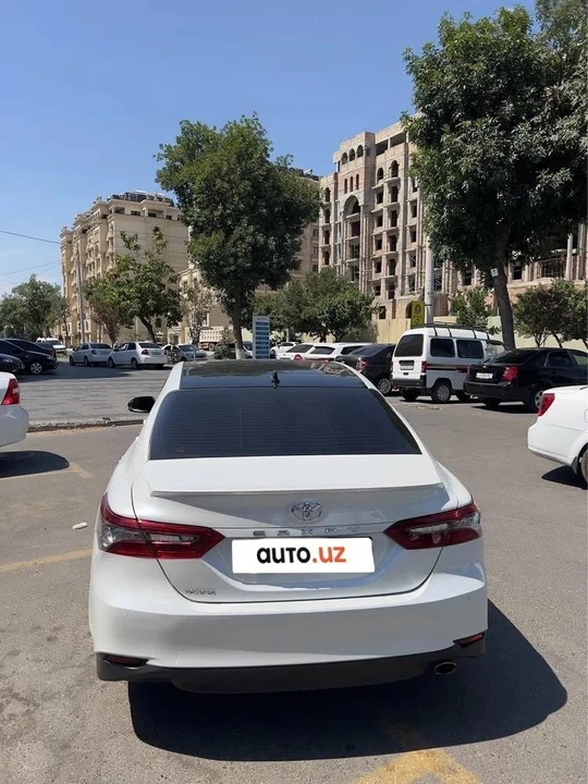 Toyota Camry VIII restyling XV70