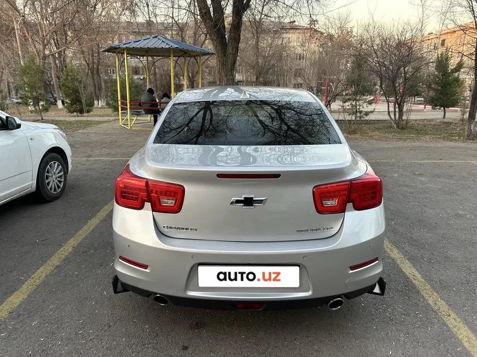 Chevrolet Malibu VII