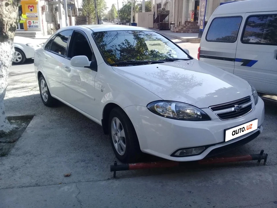 Chevrolet Gentra II