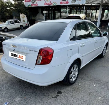 Chevrolet Gentra II