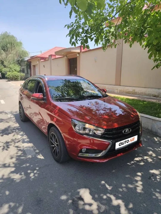 Lada Vesta I