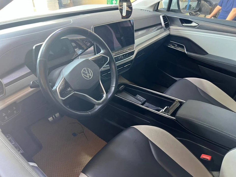 Volkswagen ID.6 Crozz I