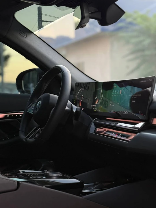 BMW i5 I
