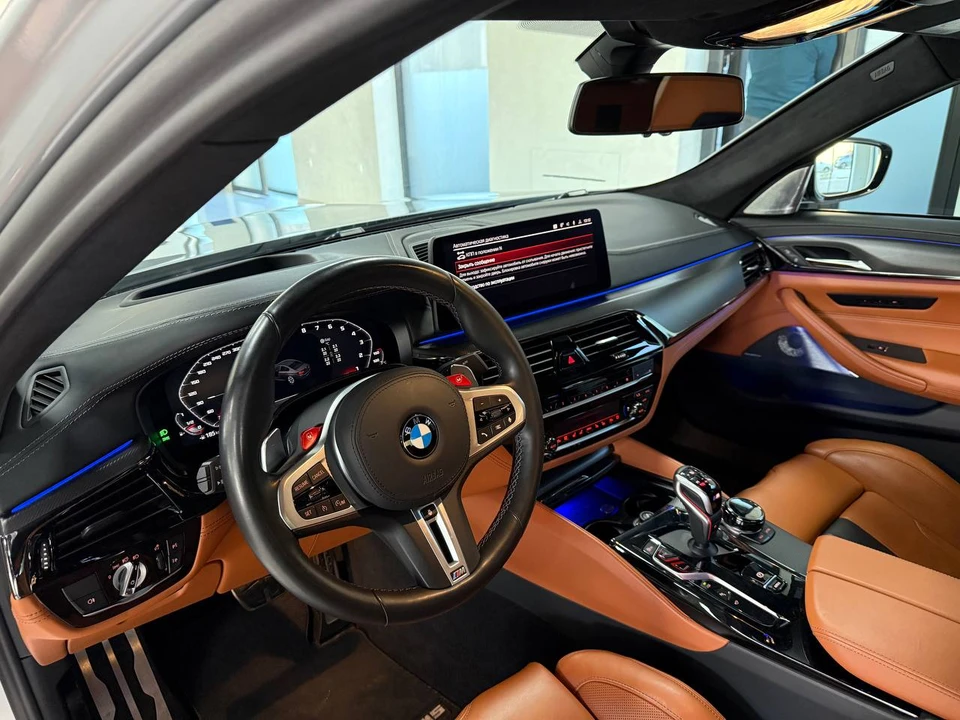 BMW M5 VI Restayling (F90)