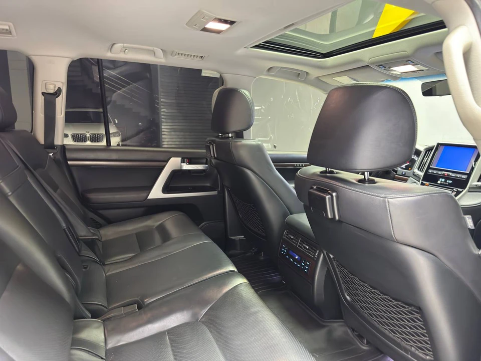 Toyota Land Cruiser 200 Series Рестайлинг 2