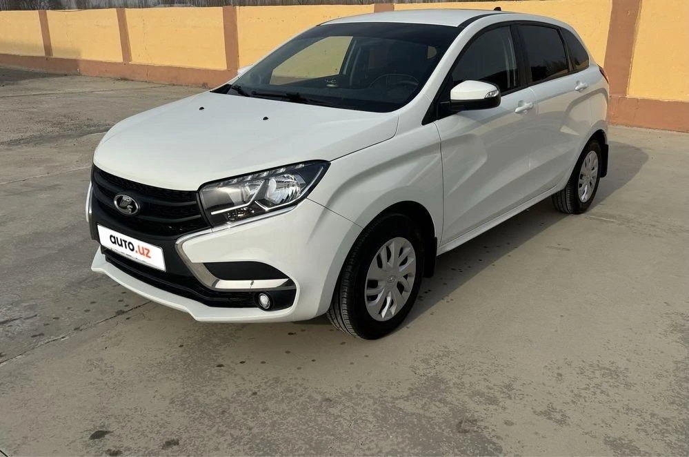 Lada XRAY I