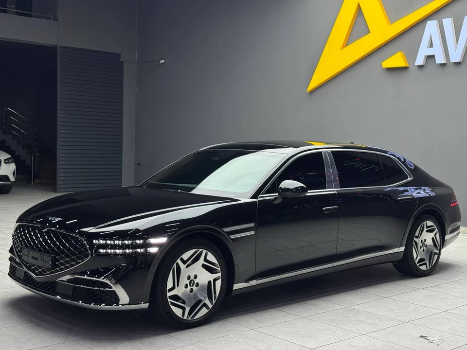 Genesis G90 II