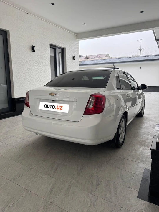 Chevrolet Gentra II