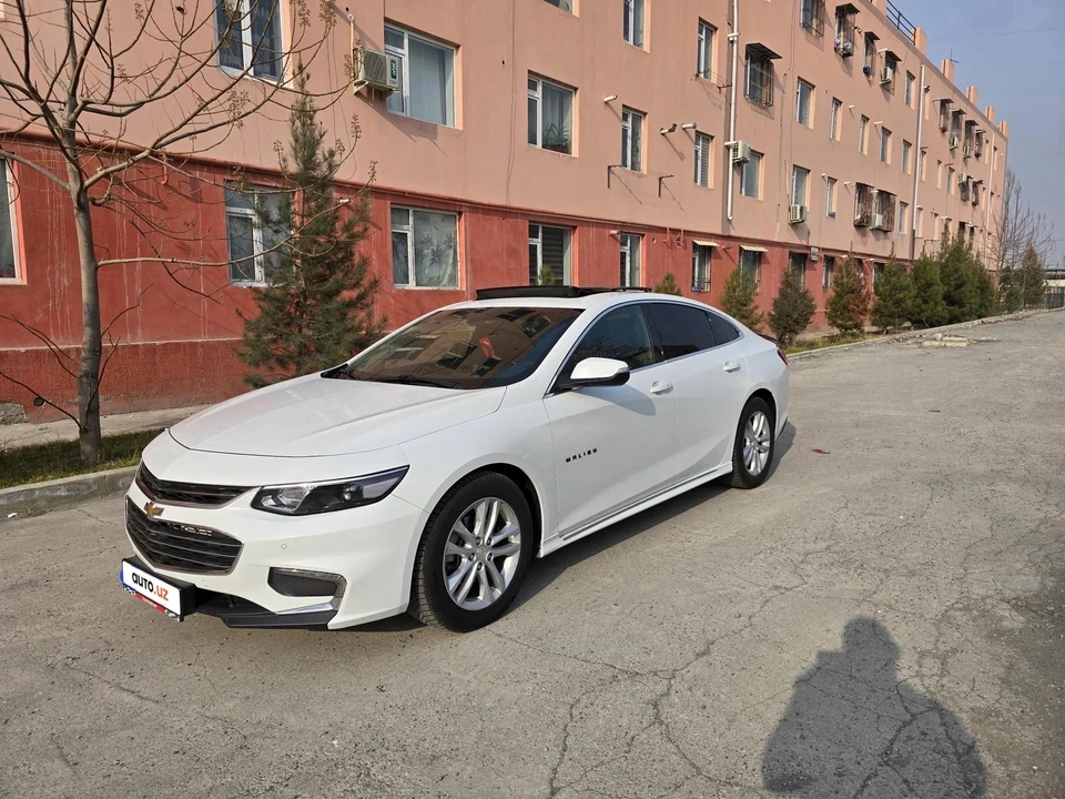 Chevrolet Malibu IX