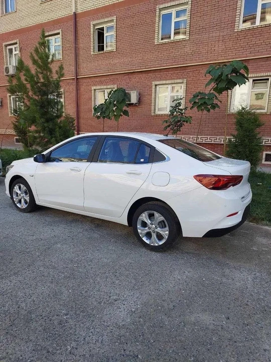 Chevrolet Onix II