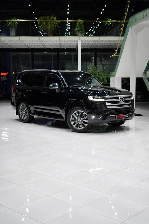 Toyota Land Cruiser 300 Series