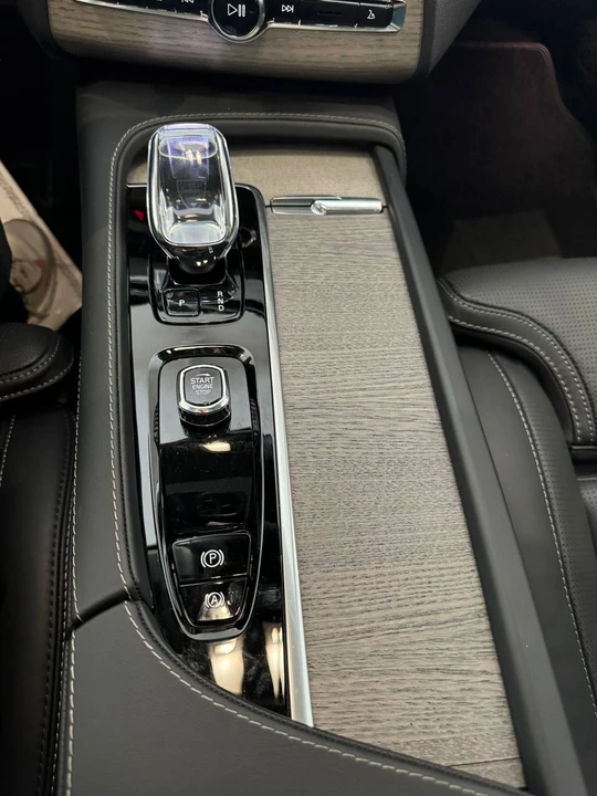 Volvo XC90 II Рестайлинг