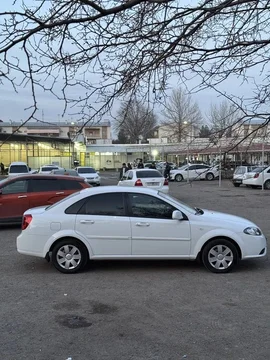 Chevrolet Gentra II