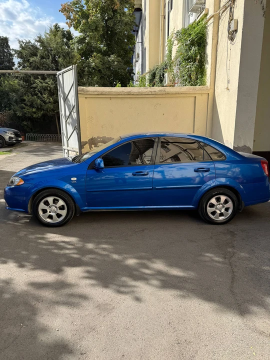 Chevrolet Gentra II