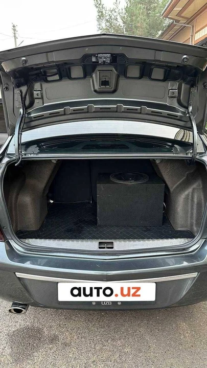 Chevrolet Cobalt II Рестайлинг