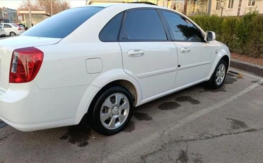 Chevrolet Gentra II