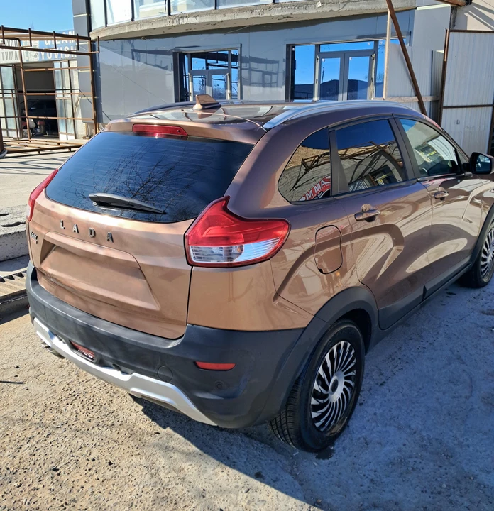 Lada XRAY I
