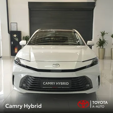 Toyota Camry IX (XV80)