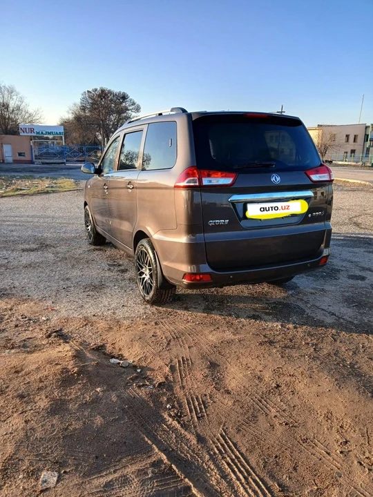 Dongfeng 330S I