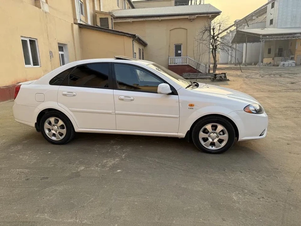 Chevrolet Gentra II
