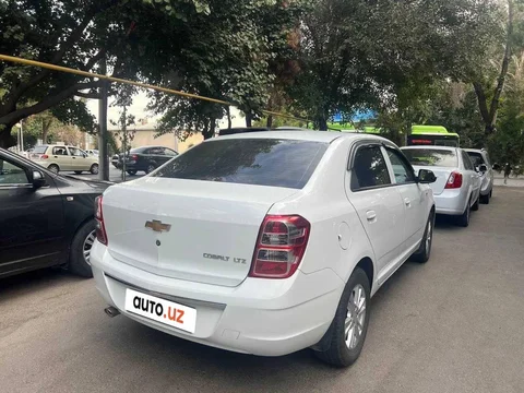 Chevrolet Cobalt II Рестайлинг