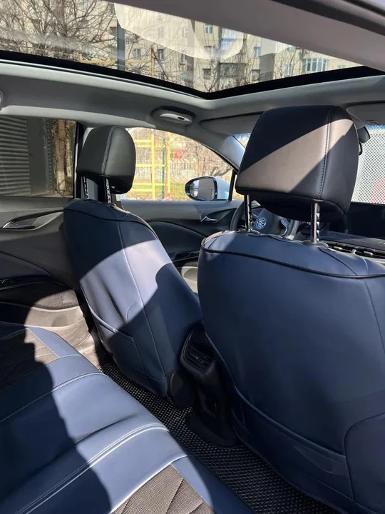 Buick Velite 6 I