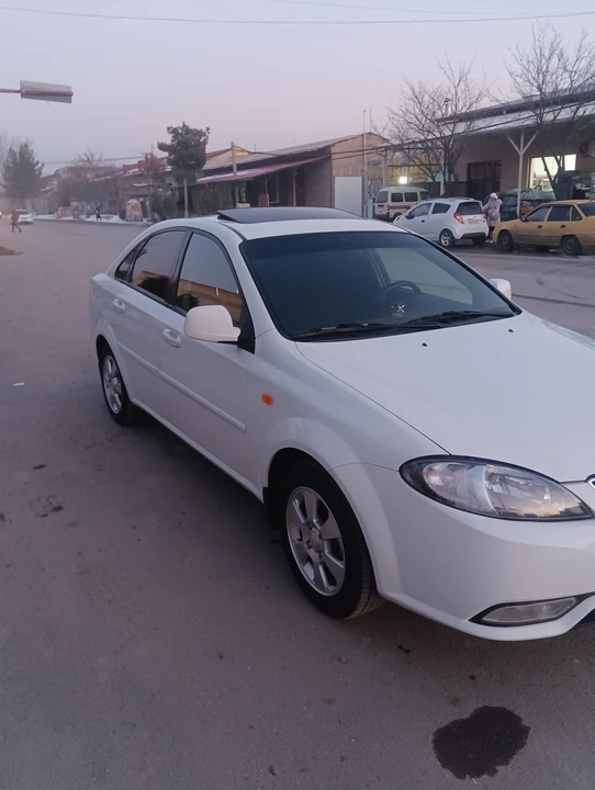 Chevrolet Gentra II
