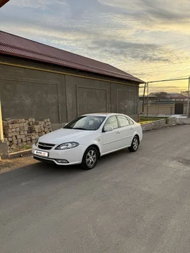 Chevrolet Gentra II