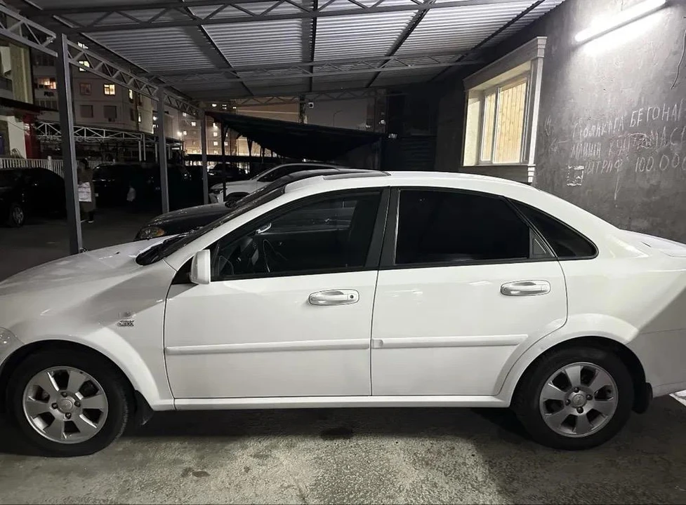 Chevrolet Gentra II