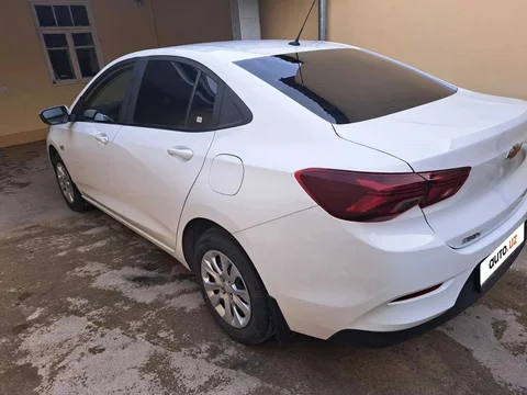 Chevrolet Onix II