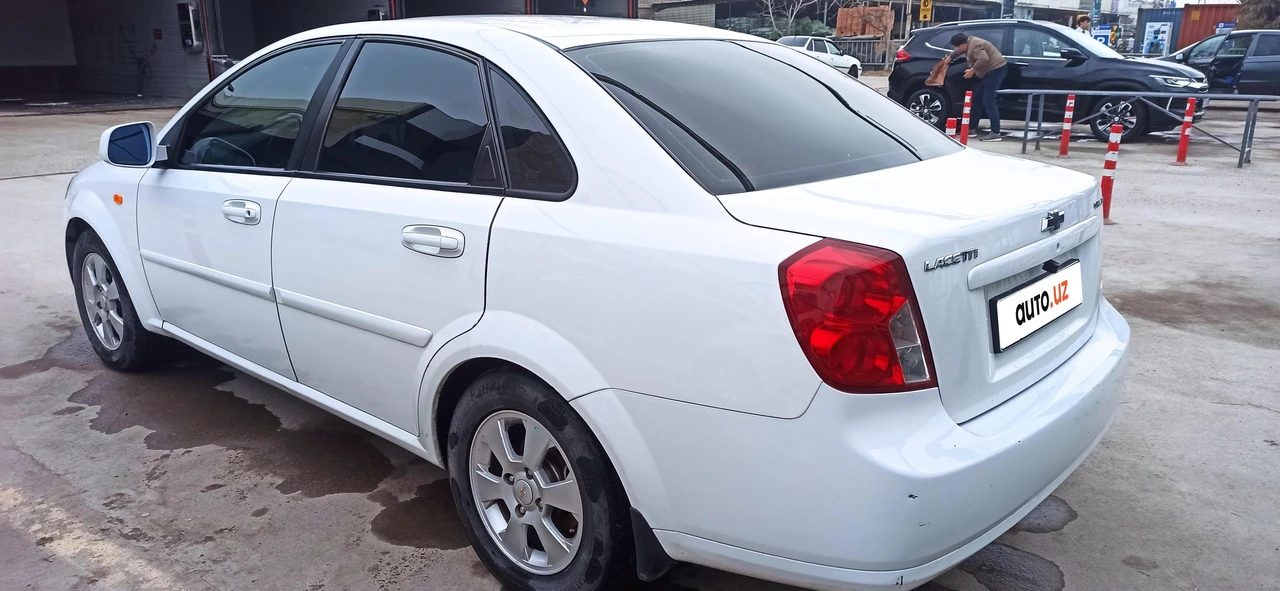 Chevrolet Gentra II