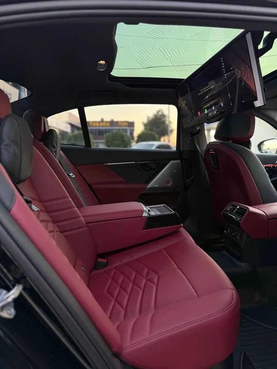 BMW i5 I