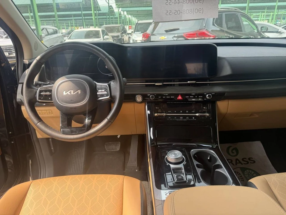 Kia Carnival IV
