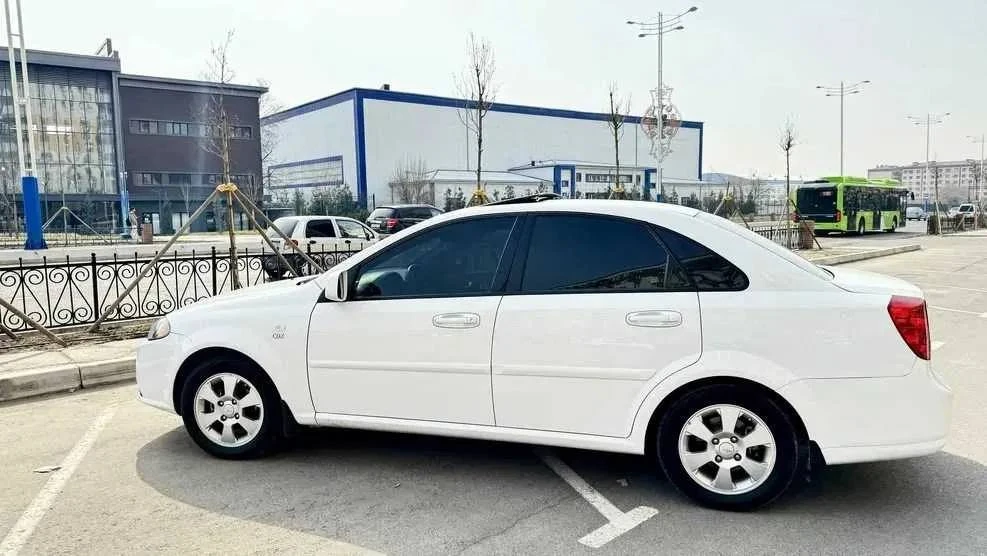 Chevrolet Gentra II