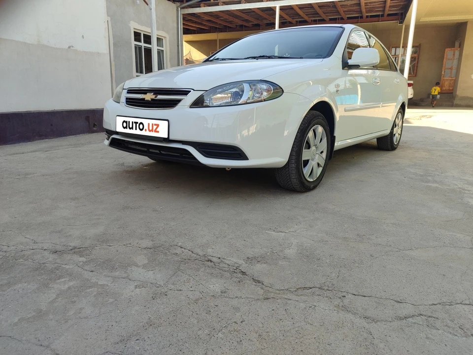 Chevrolet Gentra II