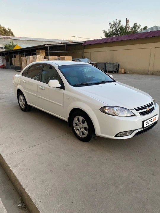 Chevrolet Gentra II